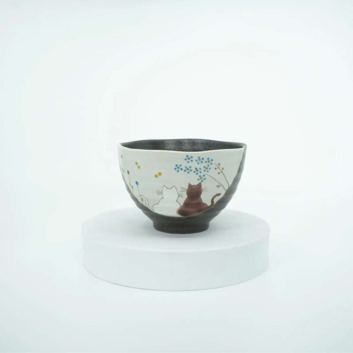 Atelier Yu Cats in a Sunny Spot Kutani Rice Bowl