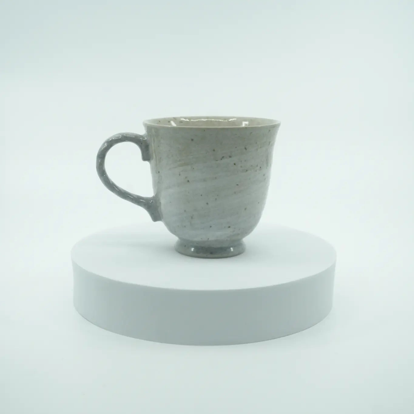Kutani Ware - Bird Mug Kutani Ware
