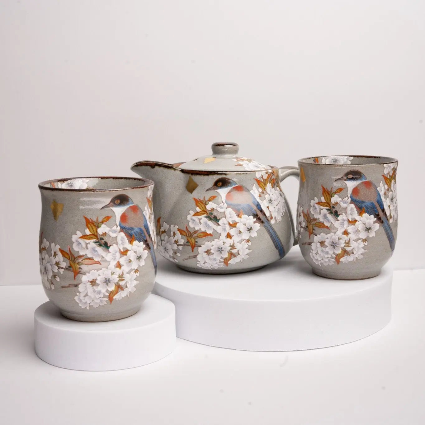 Kacho Fugetsu Tea Pot Kutani Ware