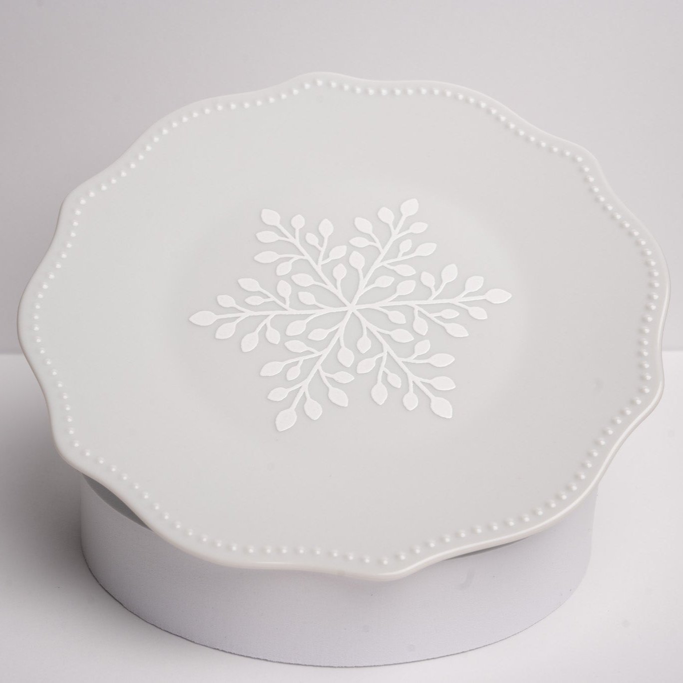 Snowflake Pattern Plate 3pc Set