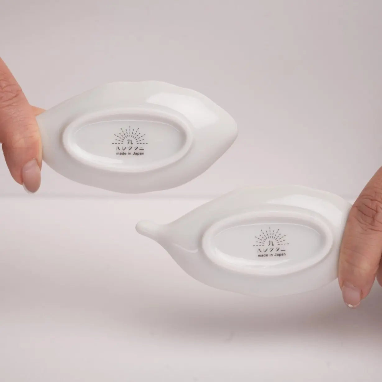 Bird Chopstick Rest - 2 Colour Option Kutani Ware