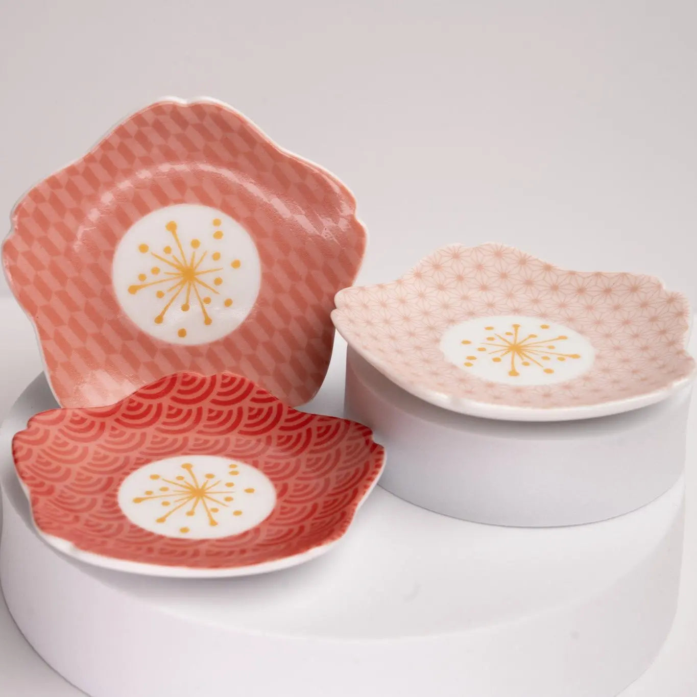Kutani Ware - Sakura Small Plate 3pc Set Kirei Homeware