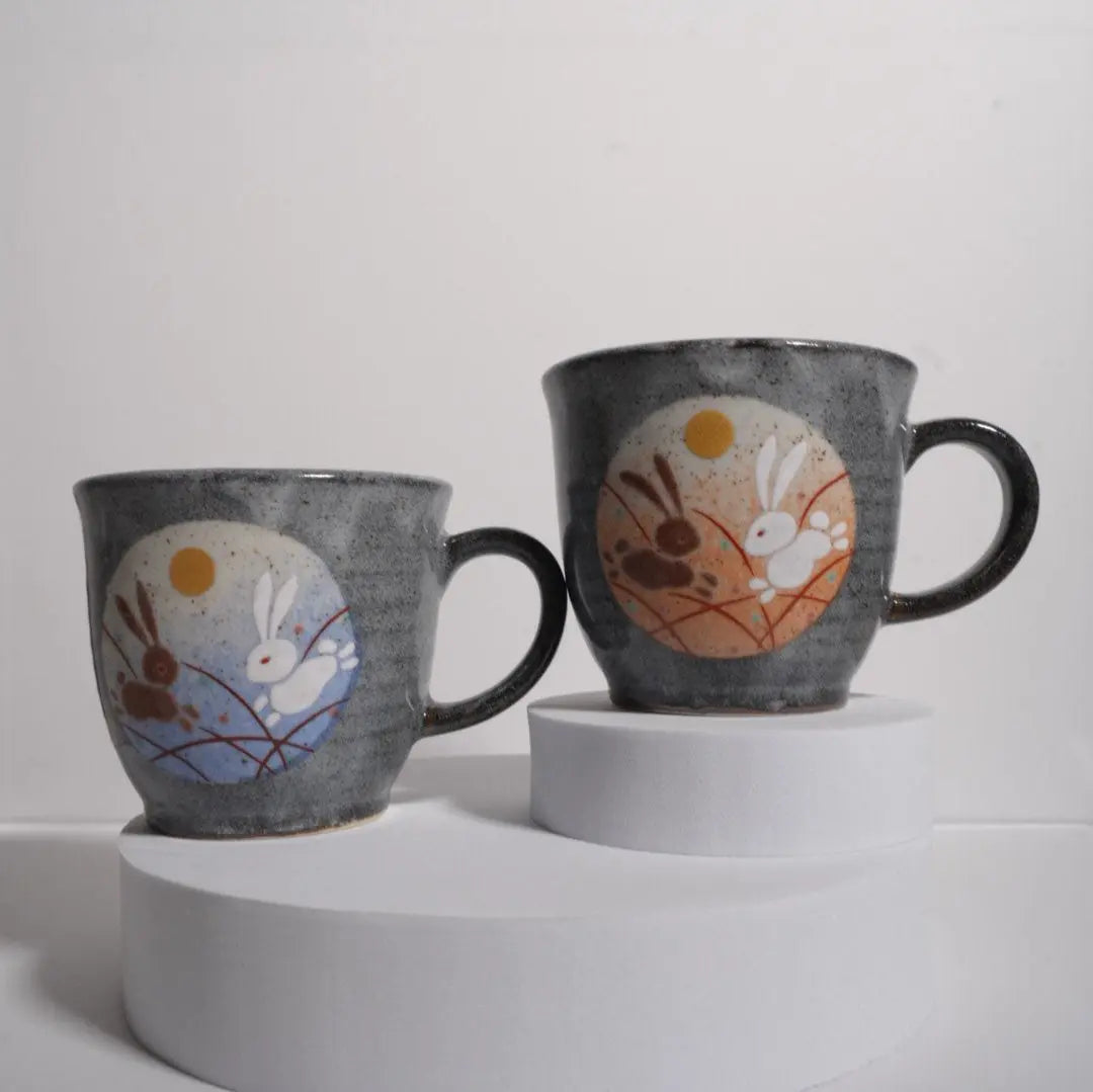 Kutani Ware - Rabbit Bouncing Pair Mug Kutani Ware