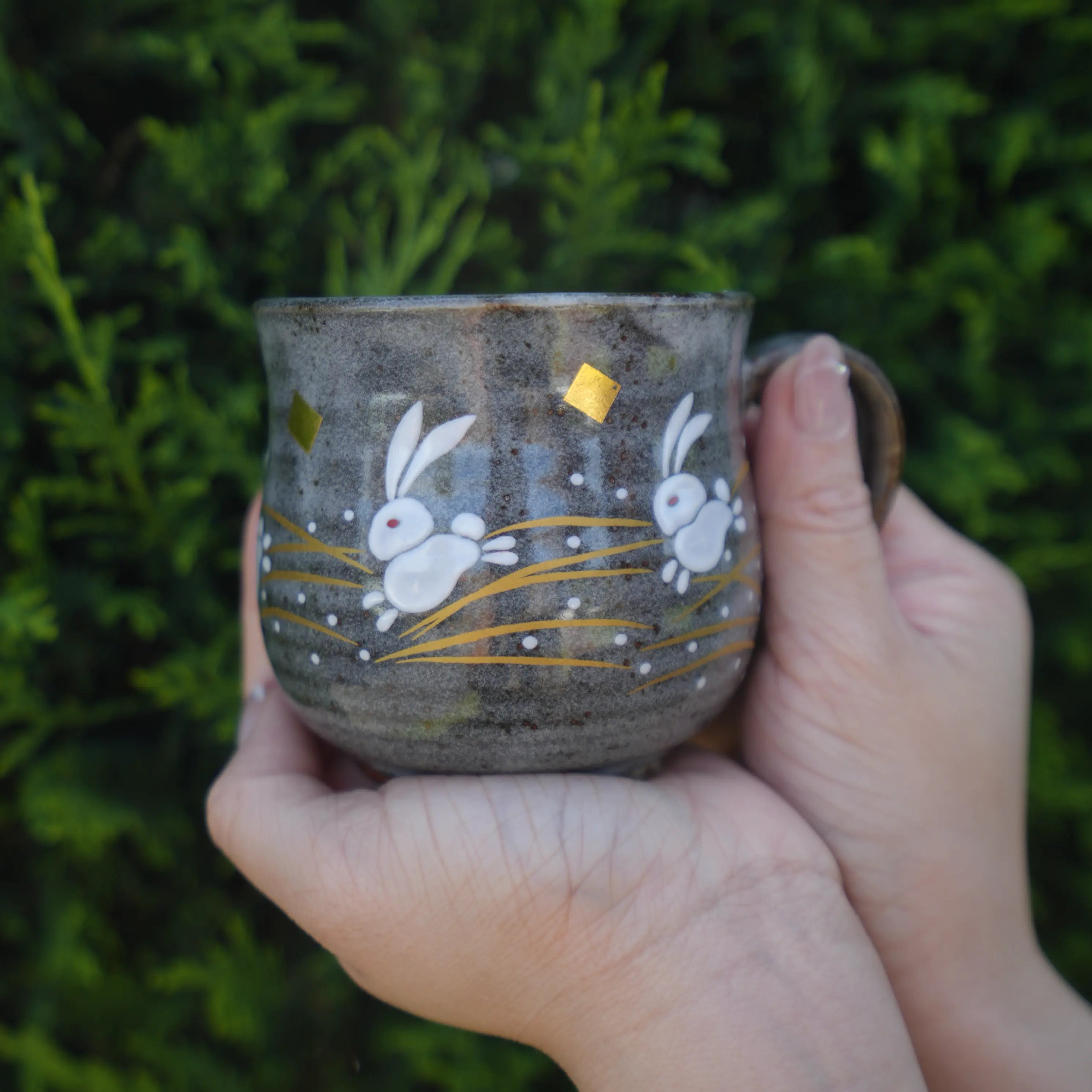 JumpingRabbitMug_FrontLifestyle_Image2
