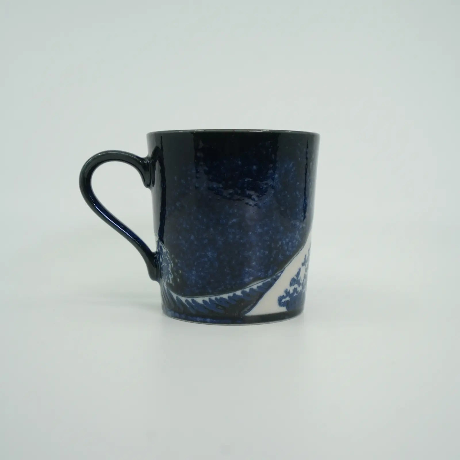 Kanagawa Okinamiura Mug Mino Ware