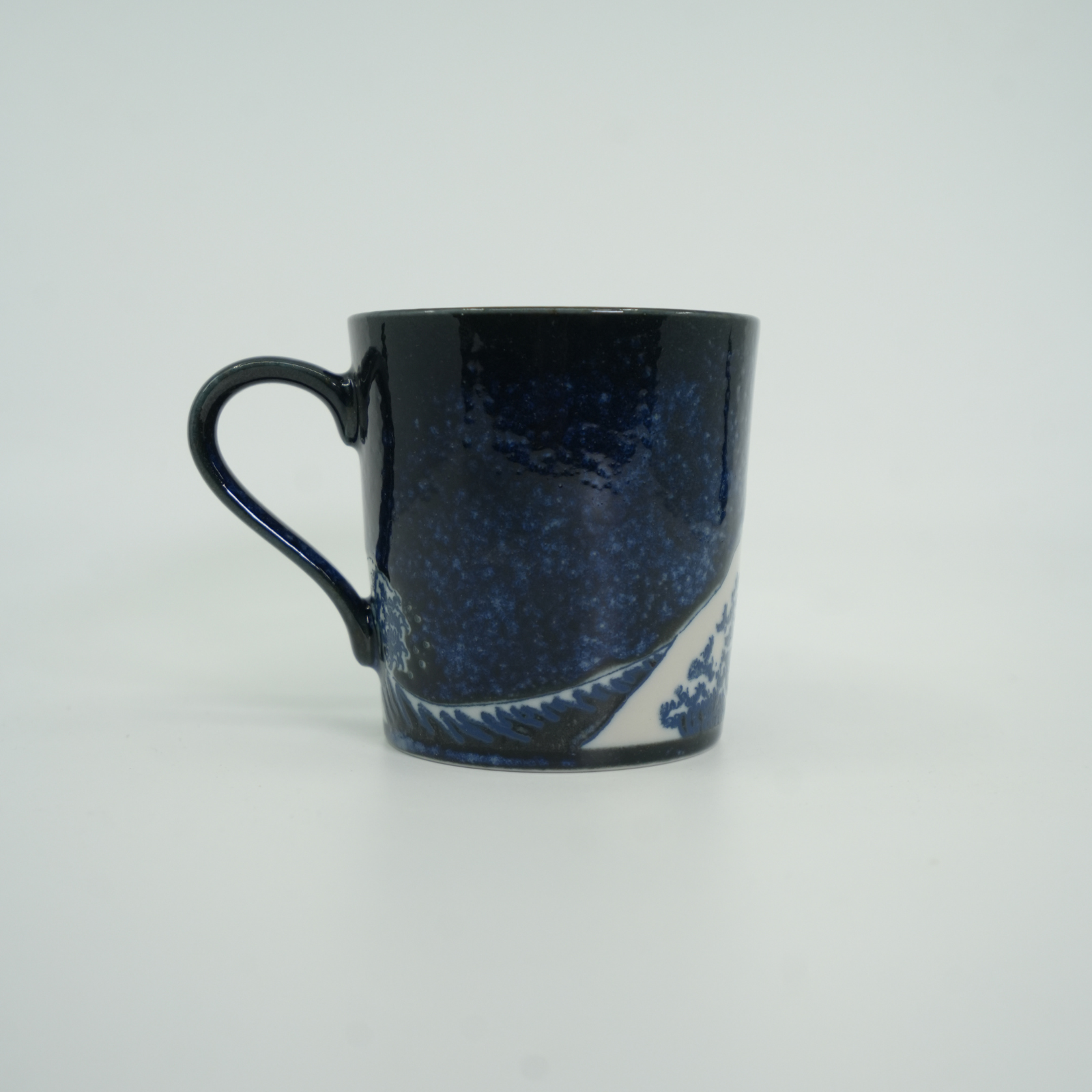 Kanagawa Okinamiura Mug