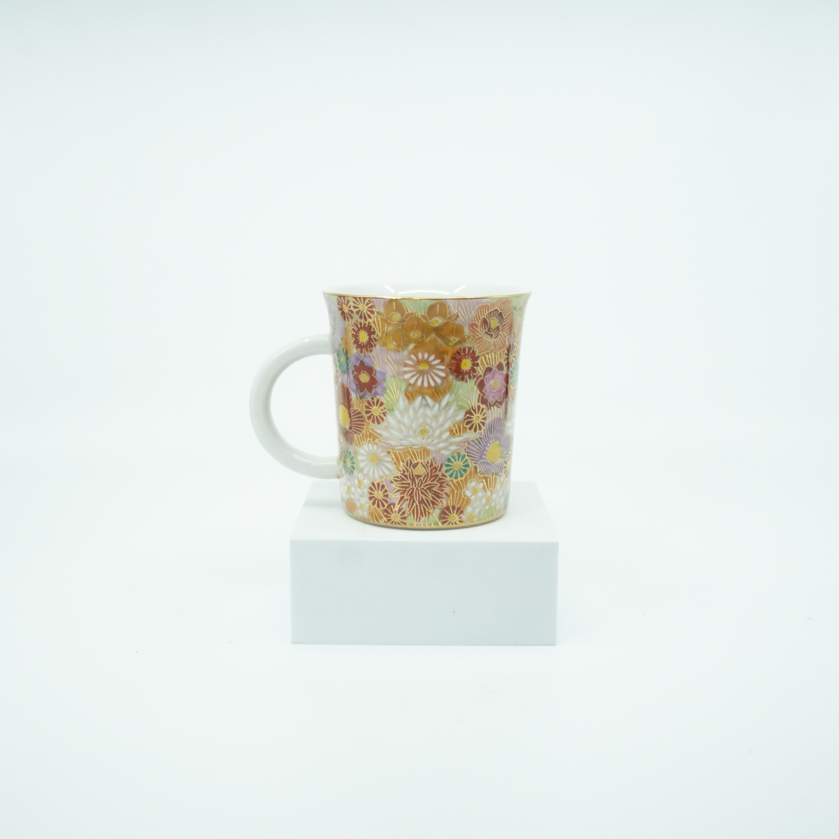 Kutani Ware Japanese Mug — Hanazume Gold Floral
