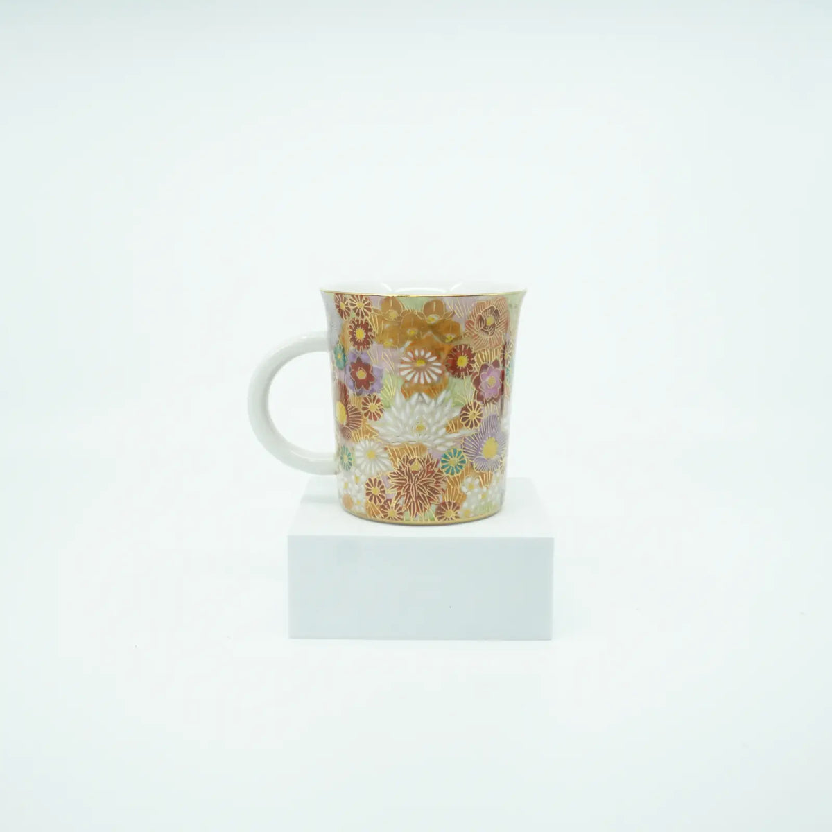Kutani Ware Japanese Mug - Hanazume Gold Floral