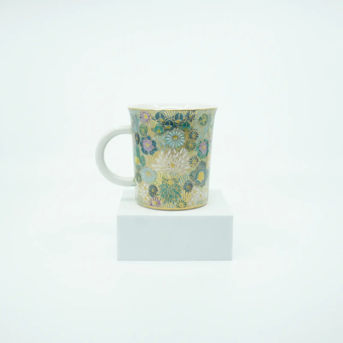 Kutani Ware Japanese Mug - Hanazume Gold Floral