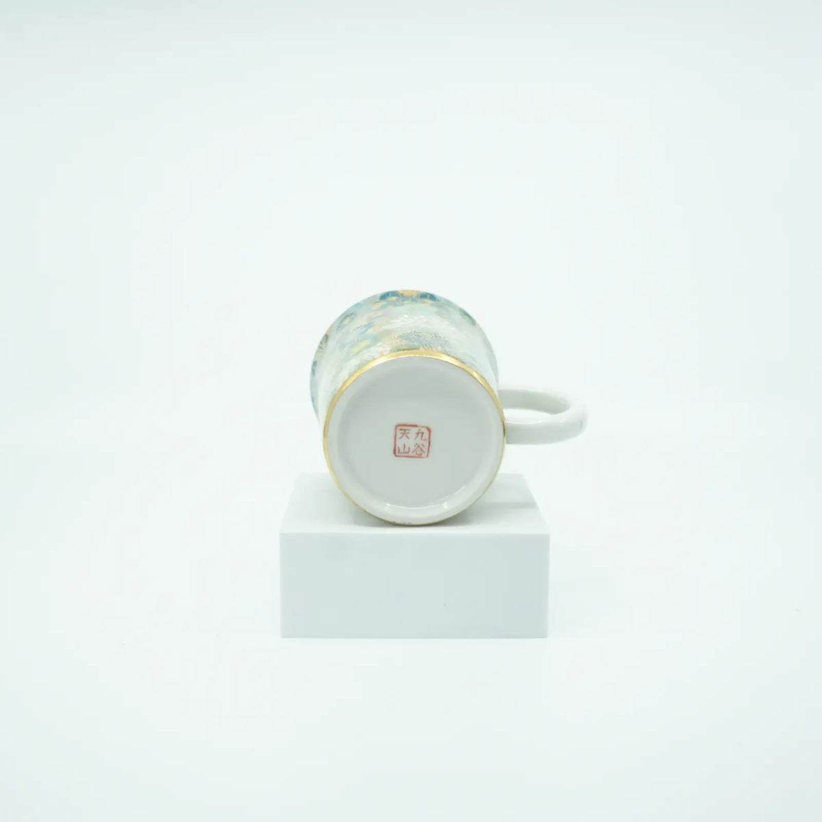 Kutani Ware Japanese Mug - Hanazume Gold Floral