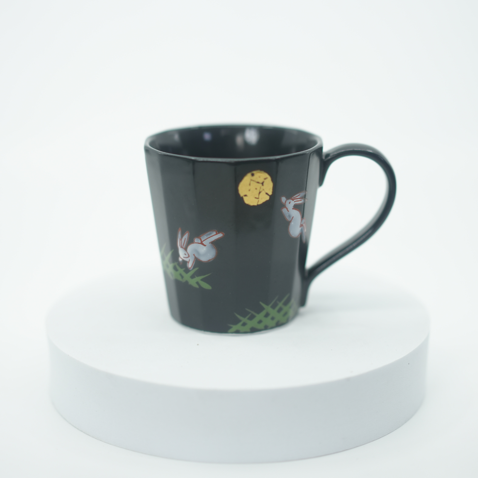 Kutani Ware - Jumping Rabbit Moon Mug