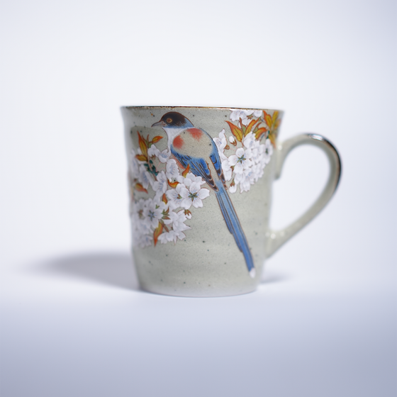 KutaniWareMugCupKachoFugetsu_FrontA