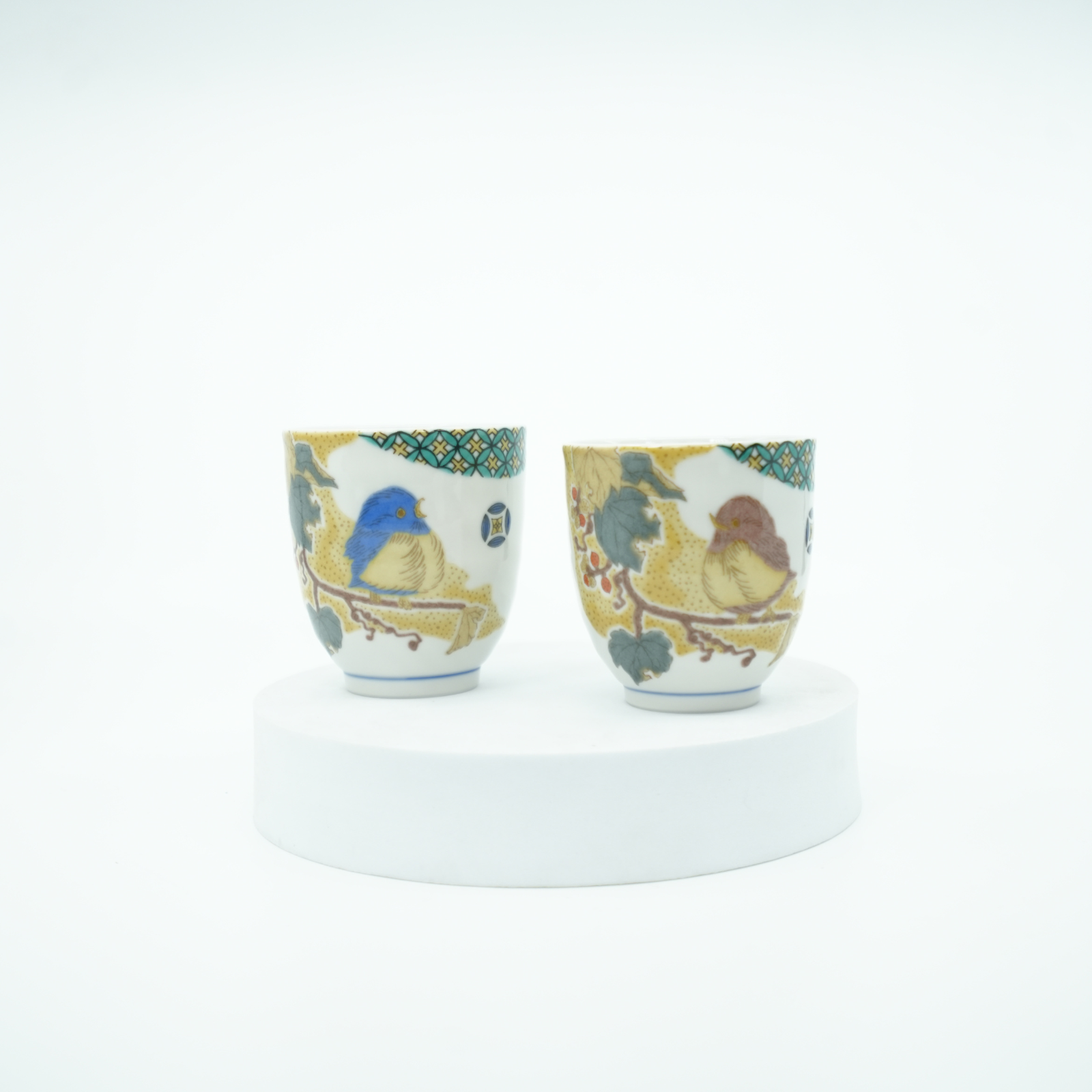 Kutani ware - Sparrow Pair Tea Cup