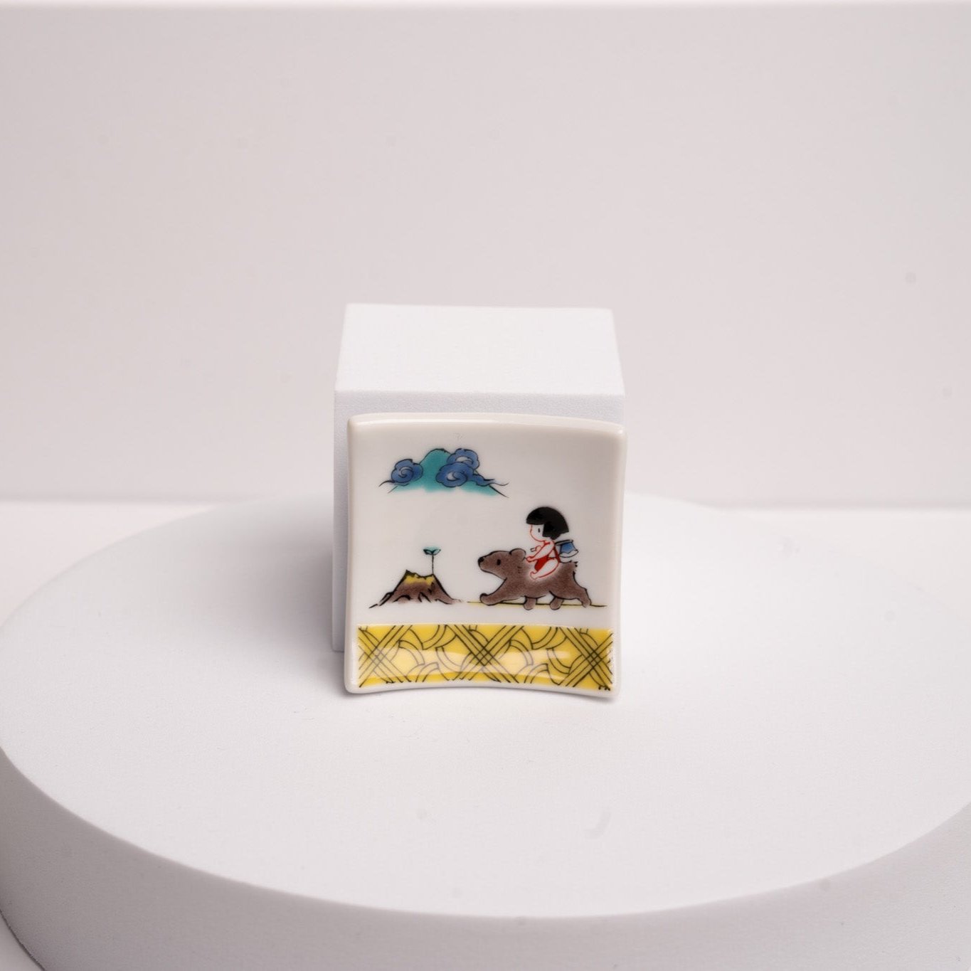 Folktale Chopstick Rest