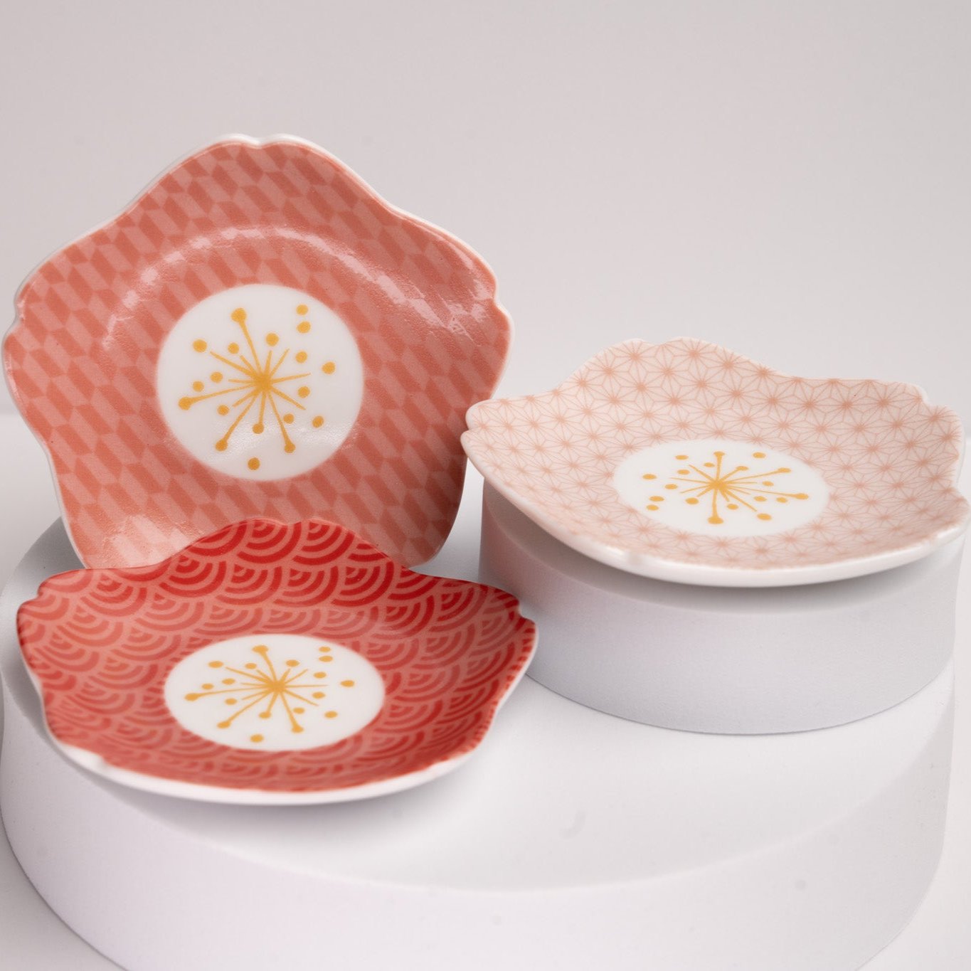 Kutani Ware - Sakura Small Plate 3pc Set