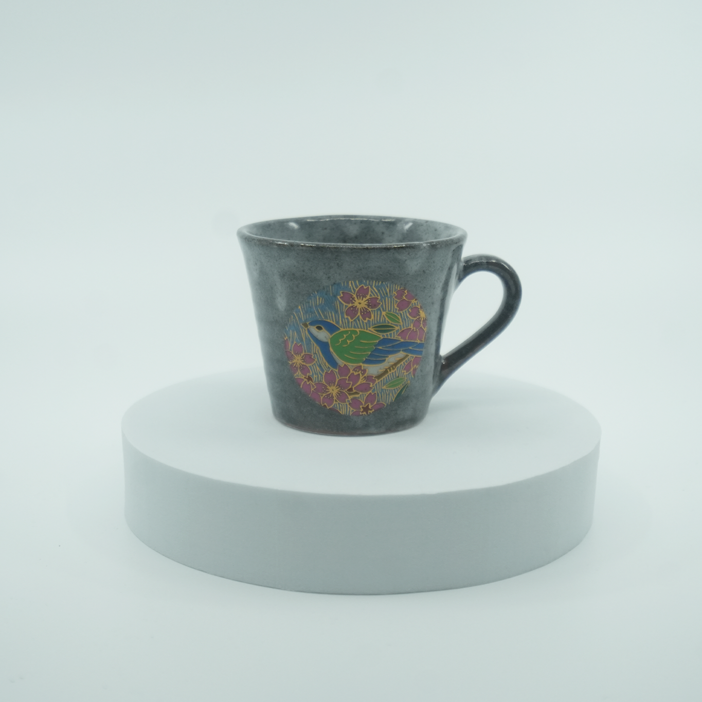 Kutani Ware - Gold Sakura Flower Bird Mug