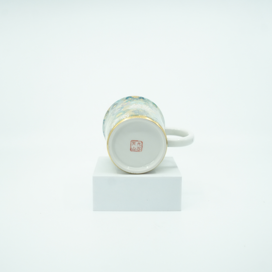 Kutani Ware Japanese Mug - Hanazume Gold Floral