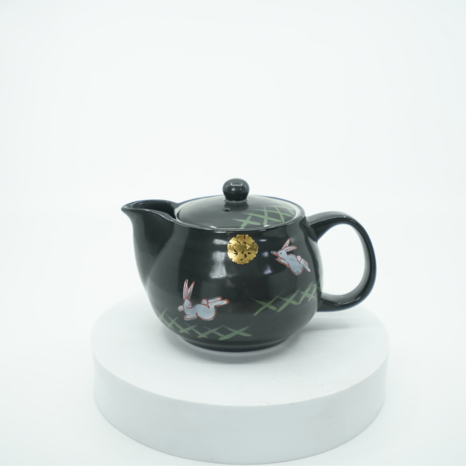 Kutani Ware - Jumping Rabbit Moon Teapot